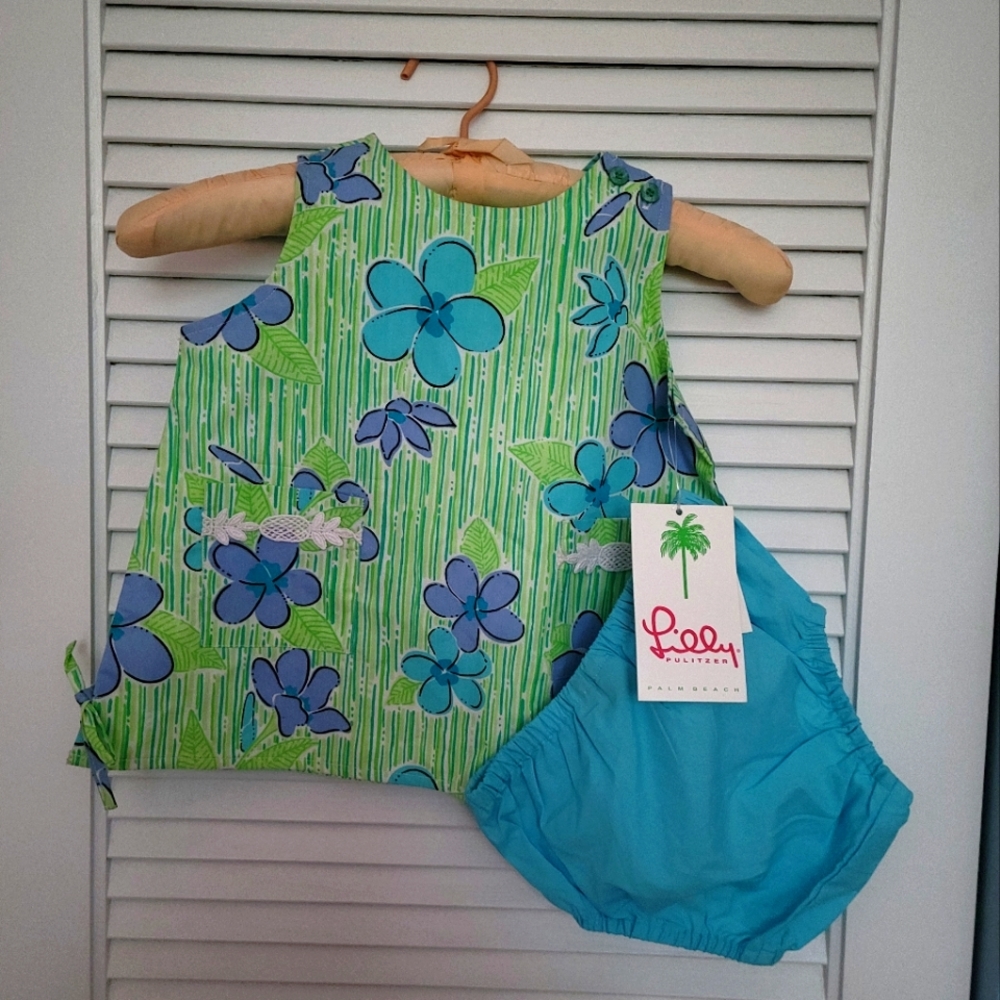 NWT, Classic WhiteTag Lilly Pulitzer children's 2 piece set. 12-18 months.